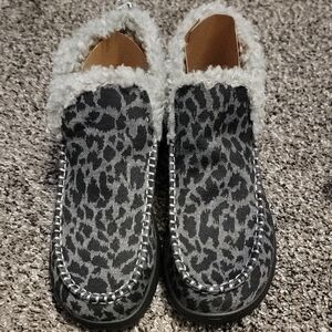 Brand New Denny Leopard Hey Dudes